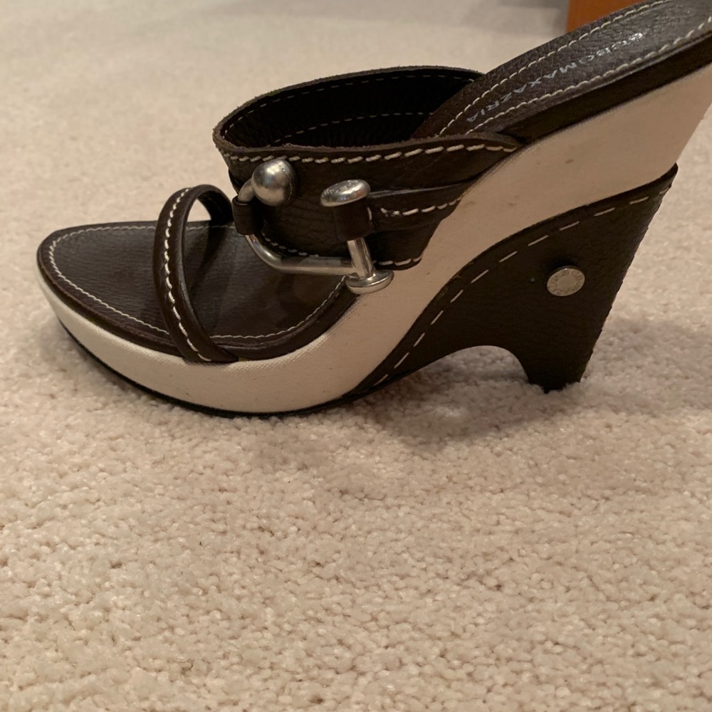 Wedges - Picture 2 of 7